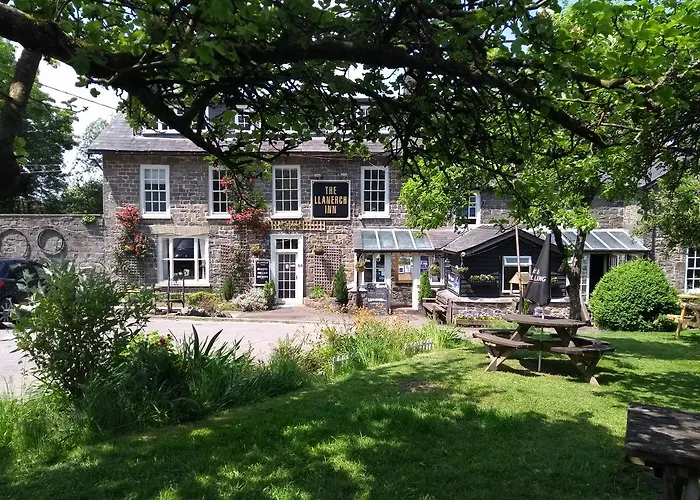 Llanerch Inn