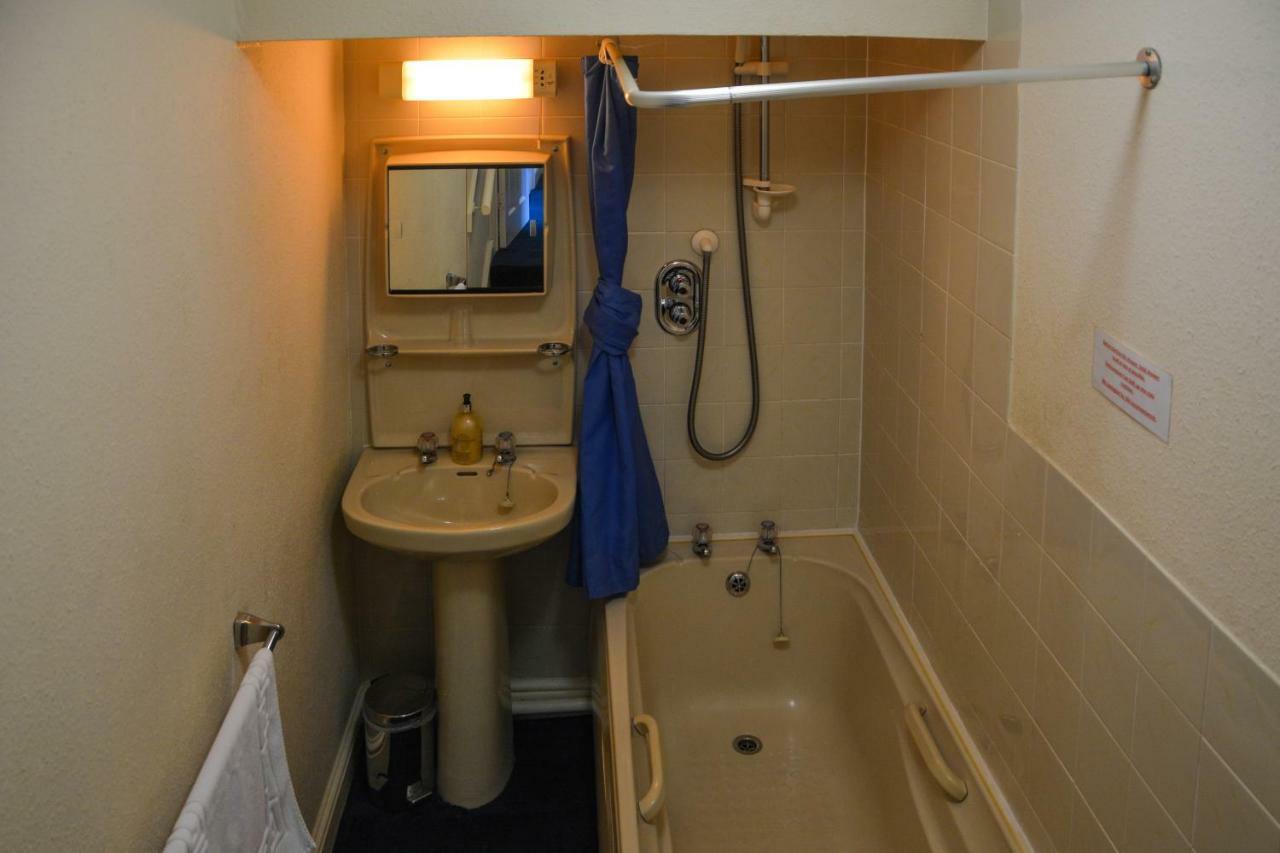 Hotel Llanerch 3*