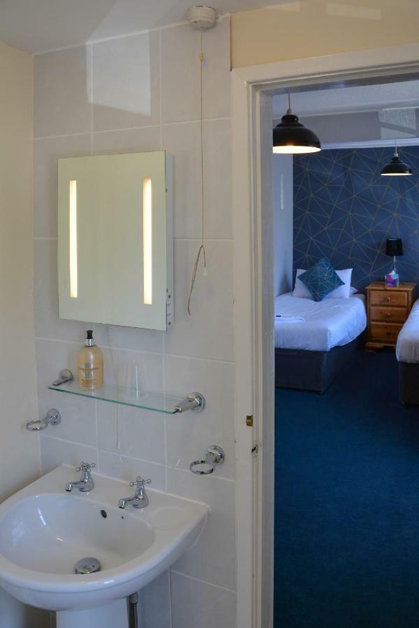 Hotel Llanerch 3*